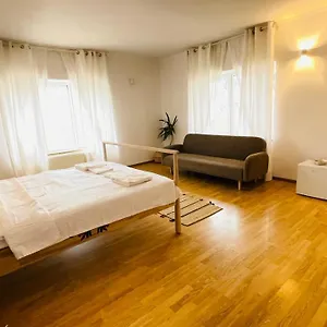 Biolocalia House Oltenia Balotesti
